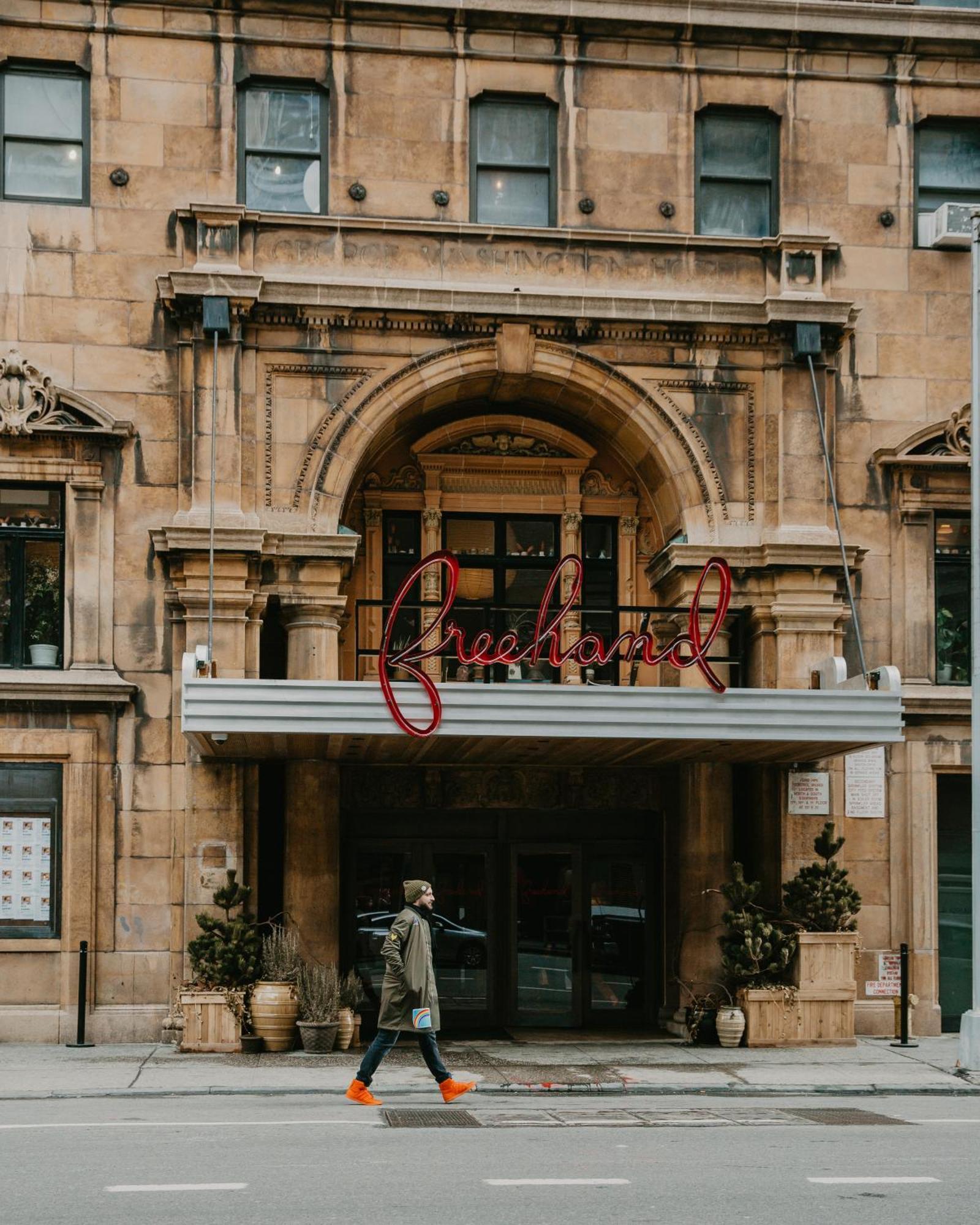 4 Four-Star Hotels Near Washington Square Park Worth Booking