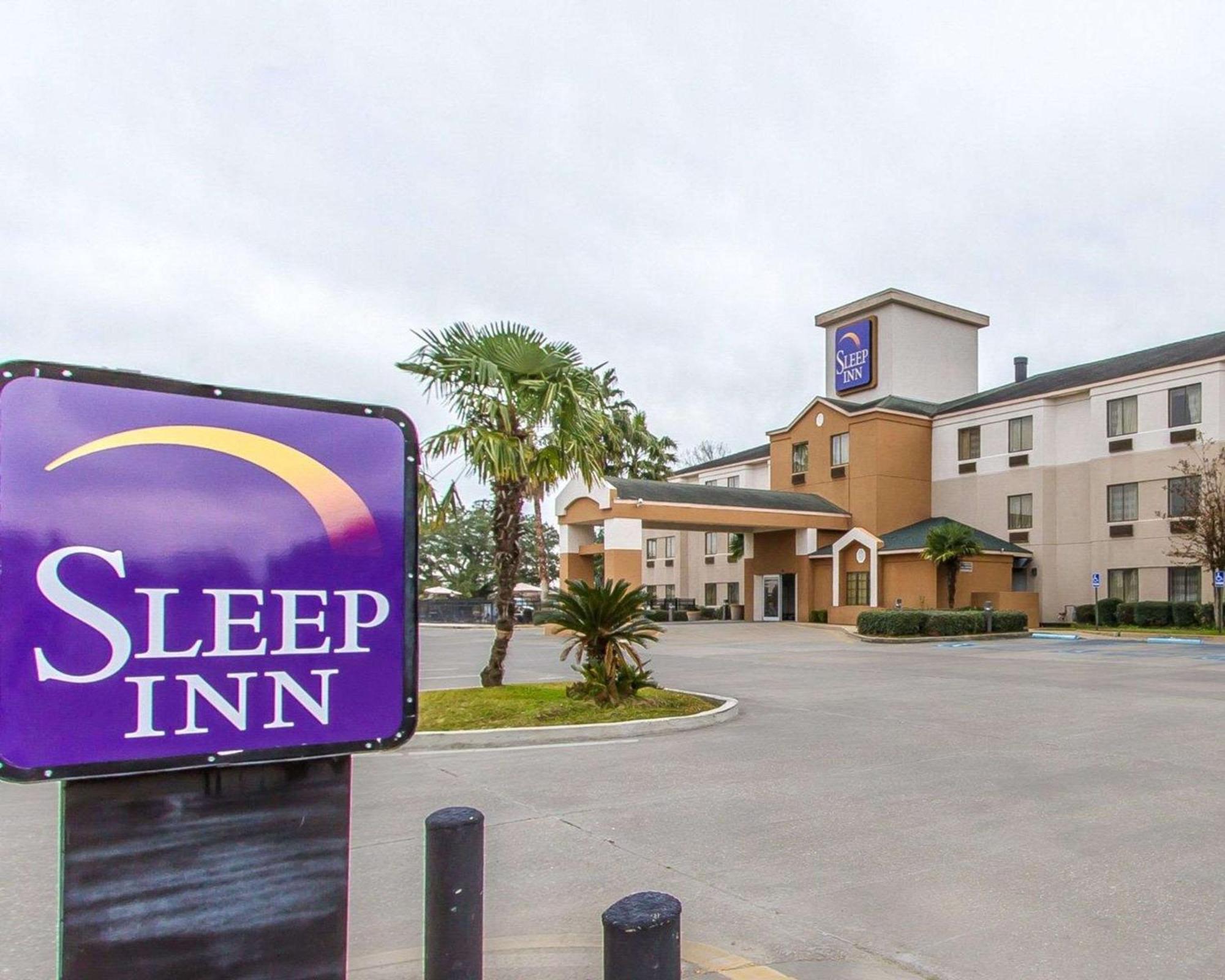5 Airport Hotels Close to Moore Park in Lafayette