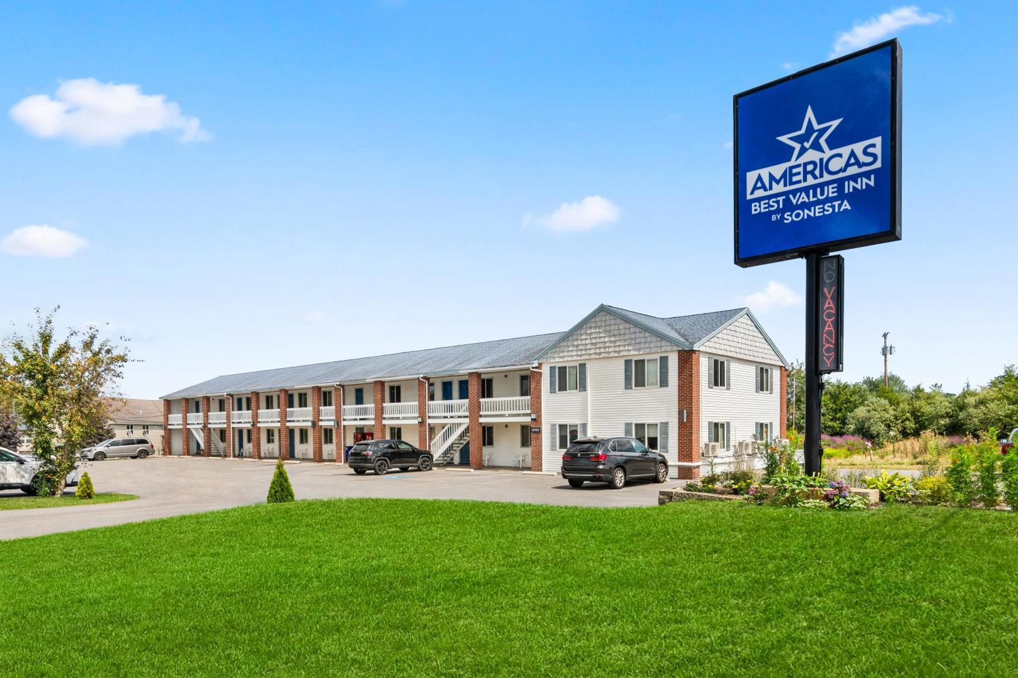 4 Smart Budget Hotels Near Ferry Beach State Park