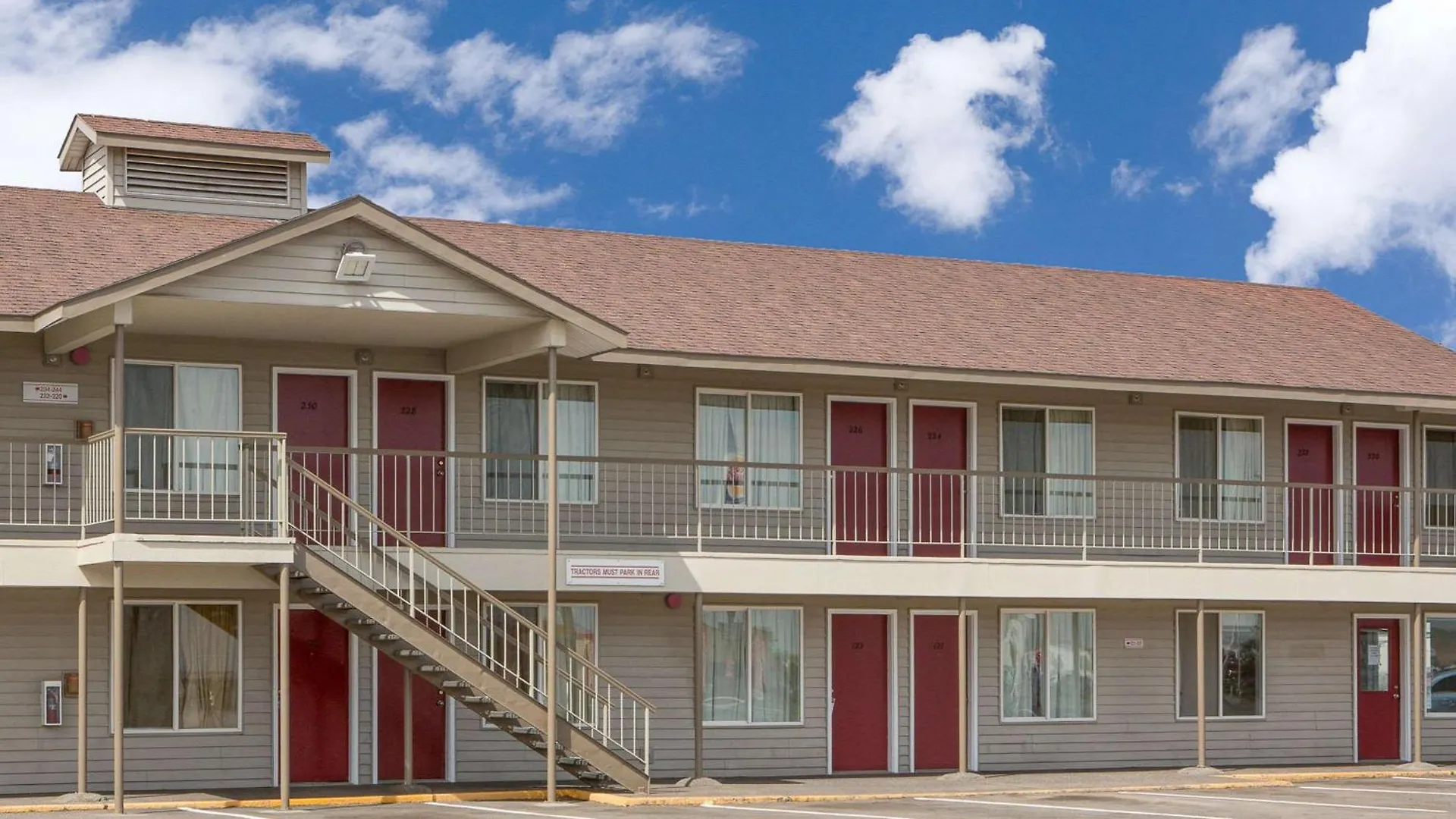 Where to Stay Near Lawrence Scott Park: 4 Family Hotels in Kennewick