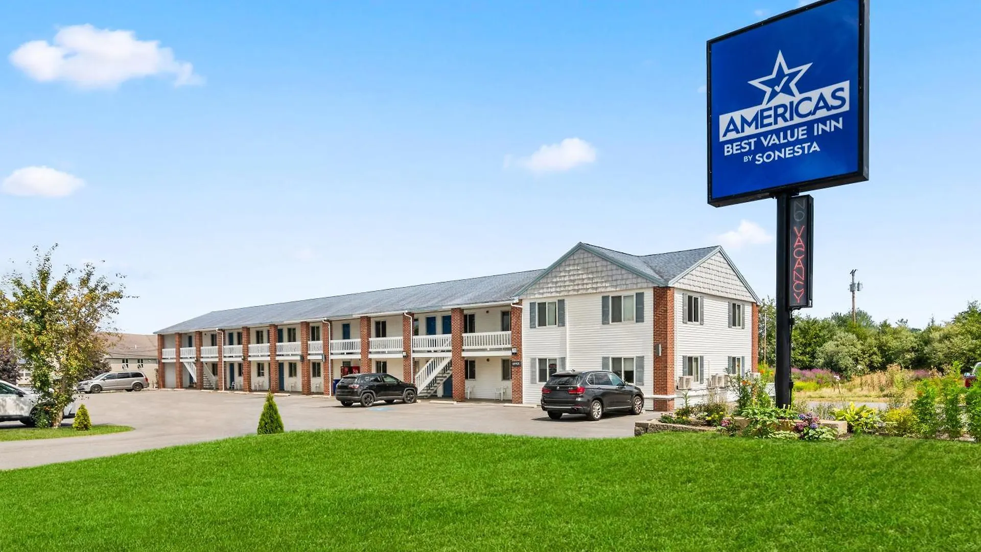 4 Smart Budget Hotels Near Ferry Beach State Park