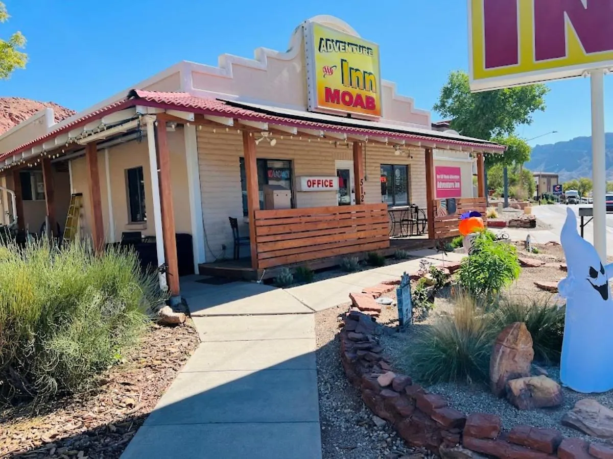 Staying Near Moab City Recreation: 6 Central Hotels Compared